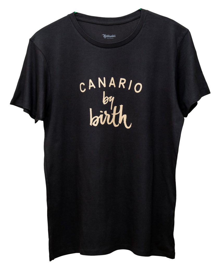 Canario by birth hombre beig  camiseta