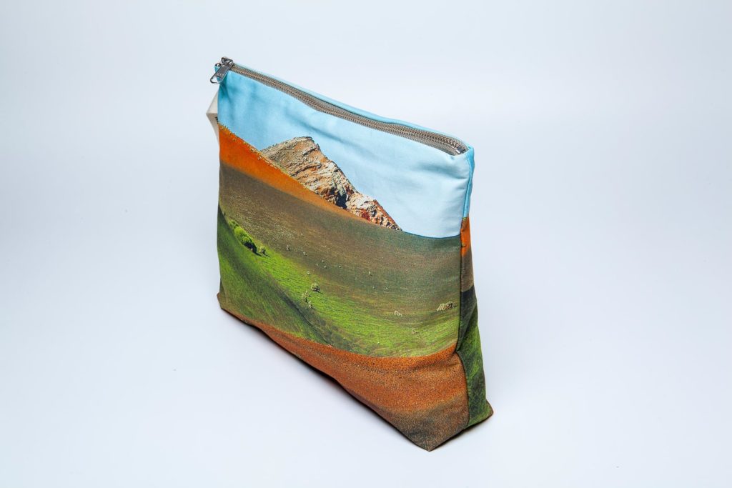 Timanfaya lateral pouch